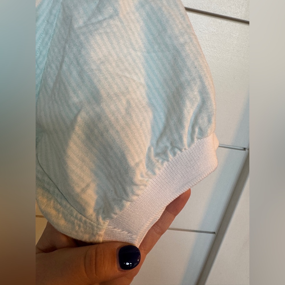 Ralph Lauren Blue Label Blue and White Striped Polo Shirt
Size Medium - Picture 4 of 6